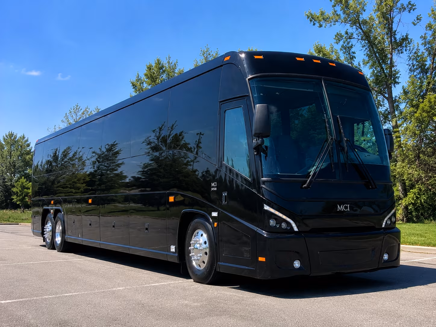 lawrencemacharterbusservices com makes north shore and essex county venue runs simple